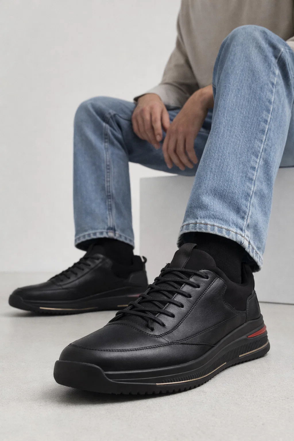 Erkek Siyah Bağcıklı Deri Sneaker - Image 2