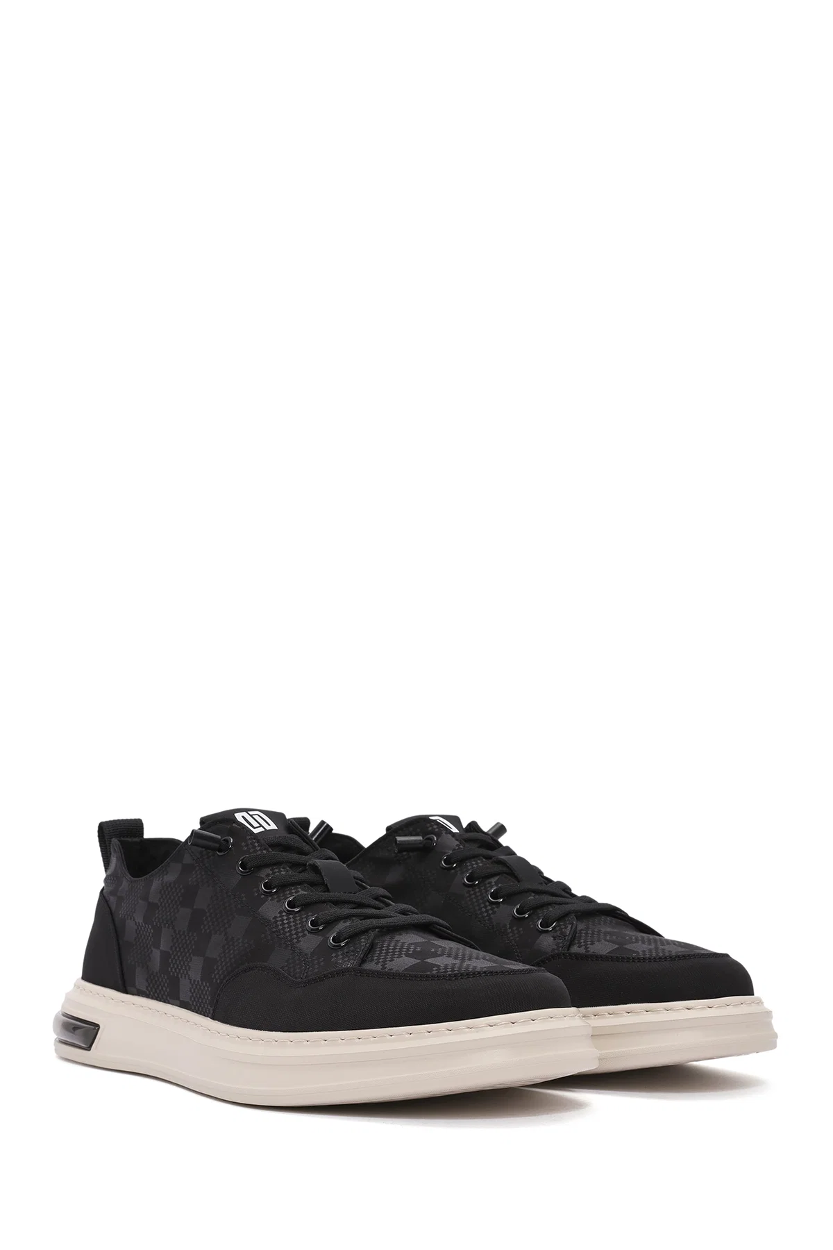 Erkek Siyah Bağcıklı Desenli Kumaş Sneaker - Image 3