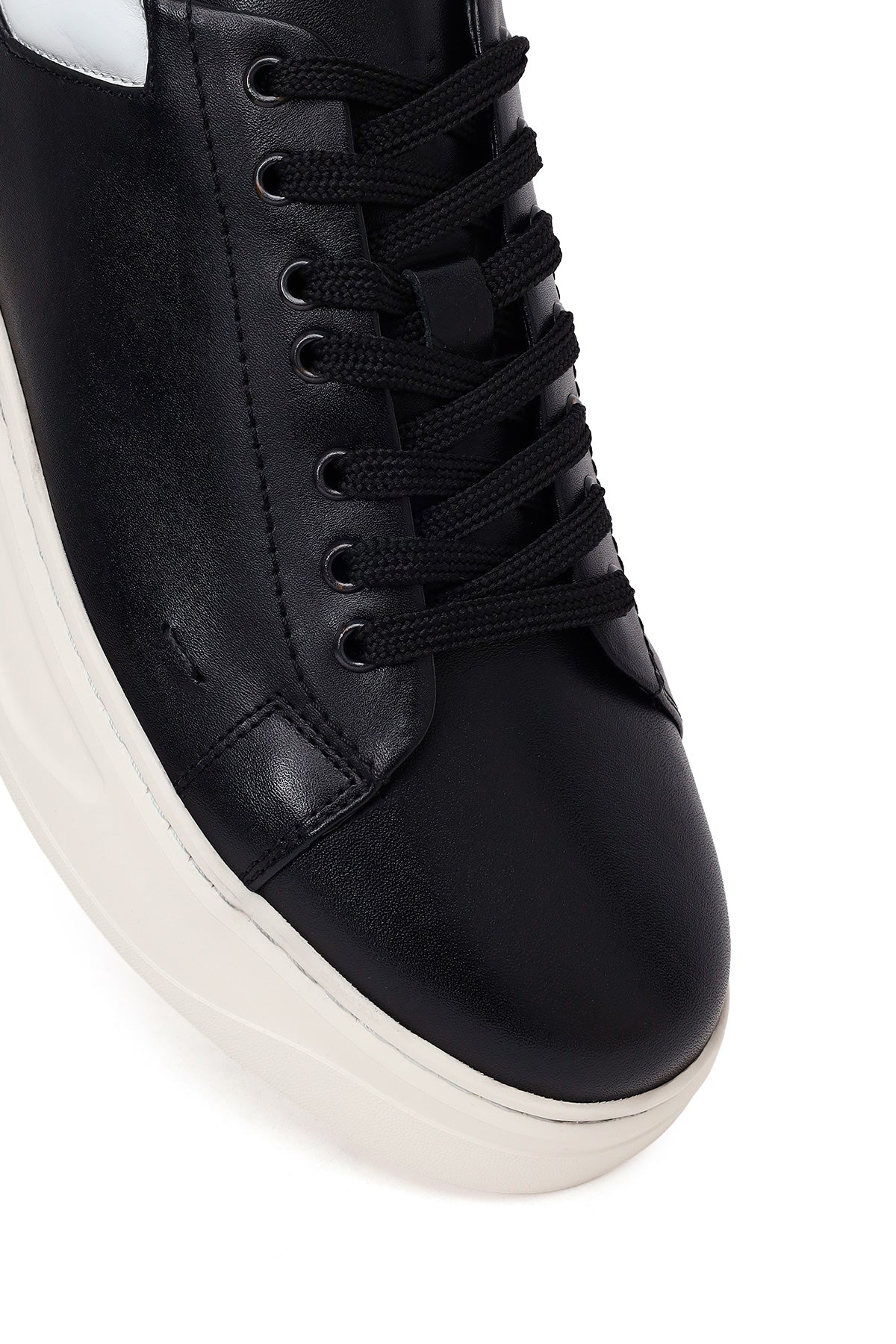 Erkek Siyah Bağcıklı Kalın Deri Sneaker - Image 9