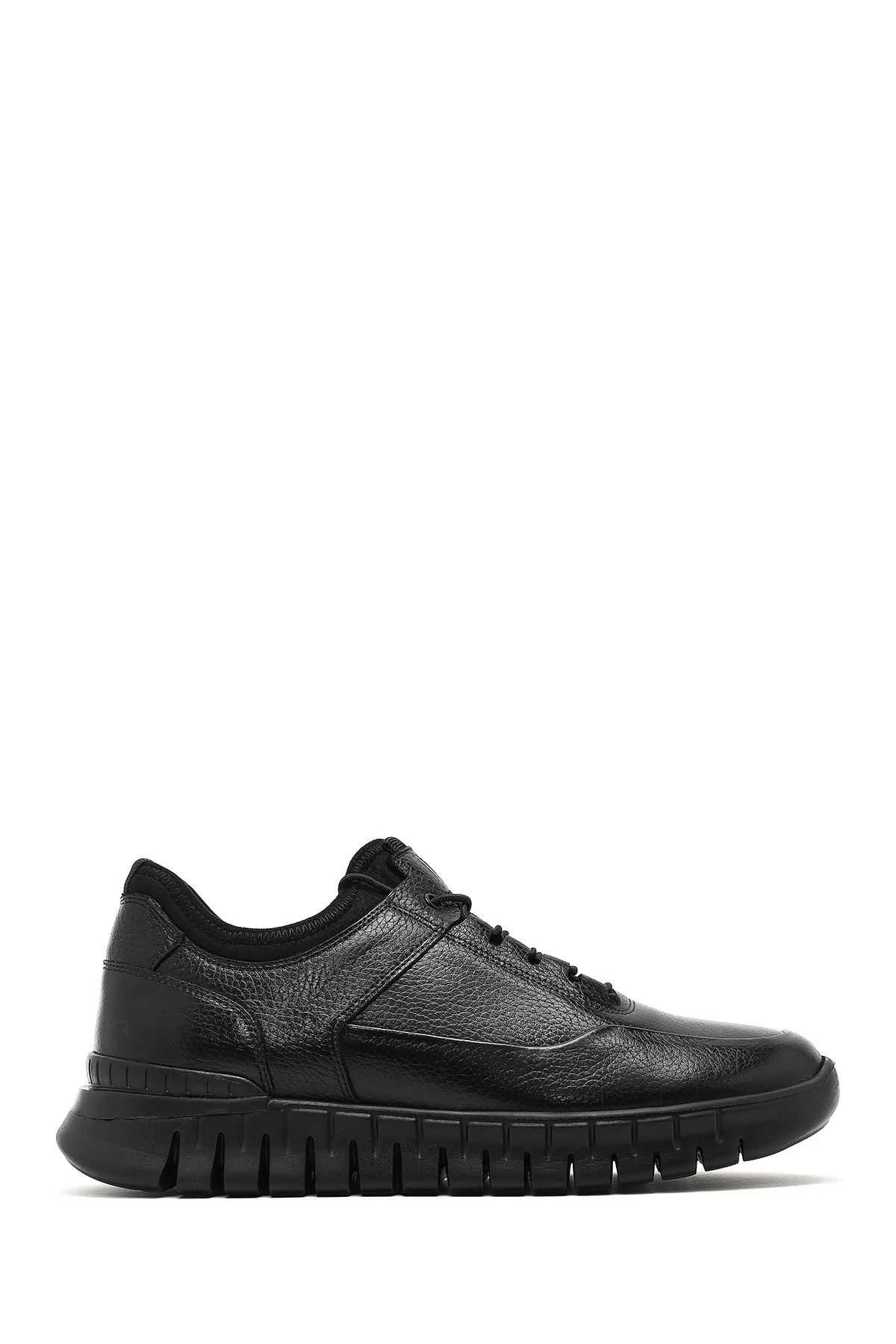 Erkek Siyah Bağcıklı Kalın Tabanlı Deri Casual Sneaker