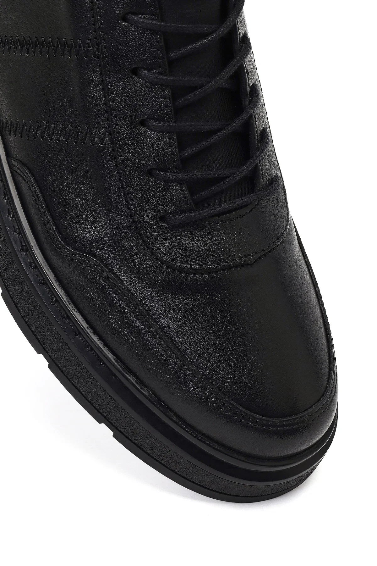 Erkek Siyah Bağcıklı Kalın Tabanlı Deri Casual Sneaker - Image 9