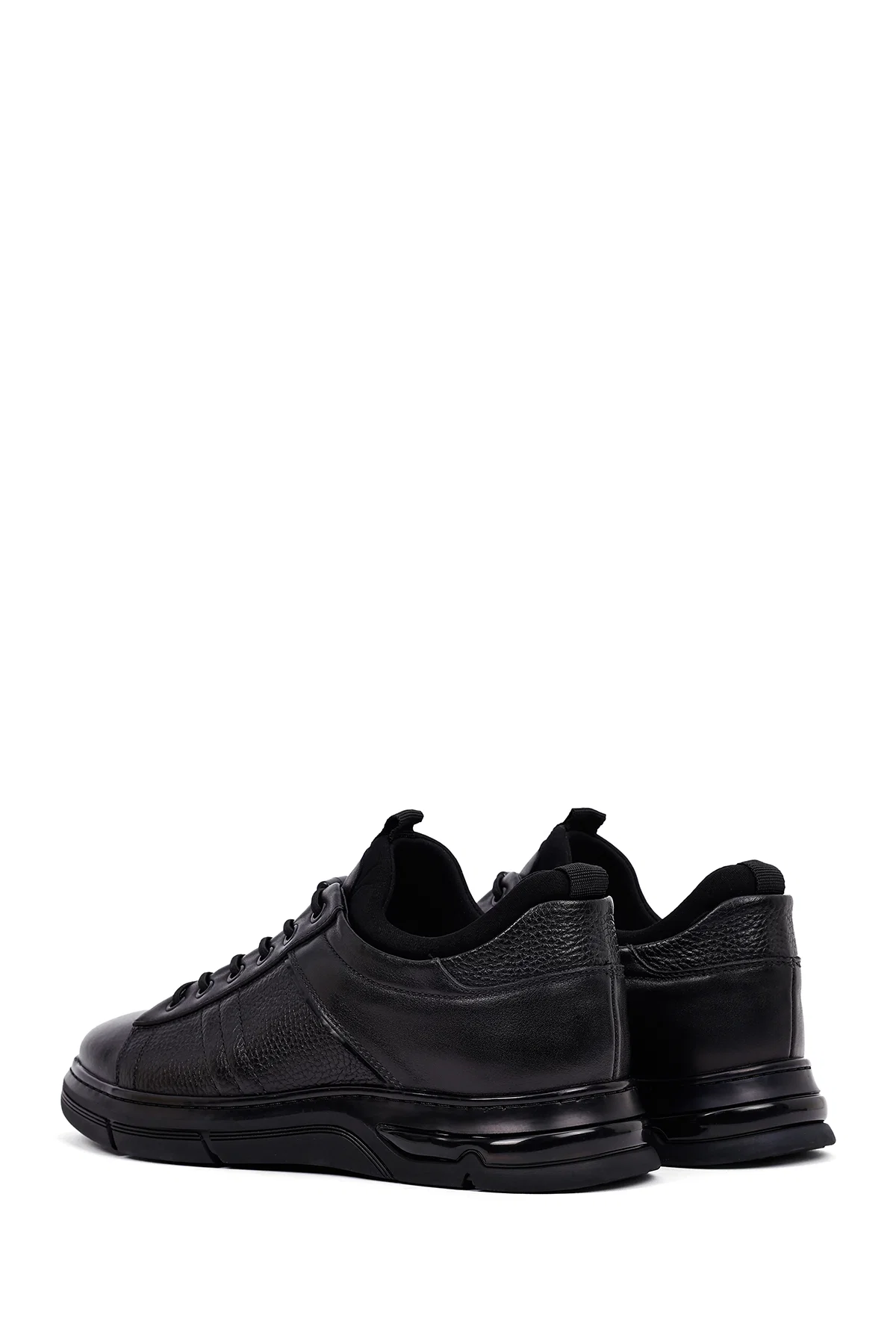 Erkek Siyah Bağcıklı Kalın Tabanlı Deri Casual Sneaker - Image 5