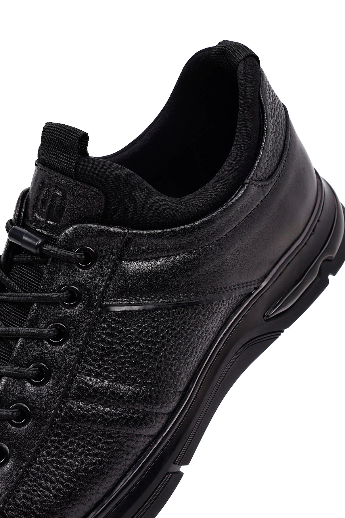 Erkek Siyah Bağcıklı Kalın Tabanlı Deri Casual Sneaker - Image 8