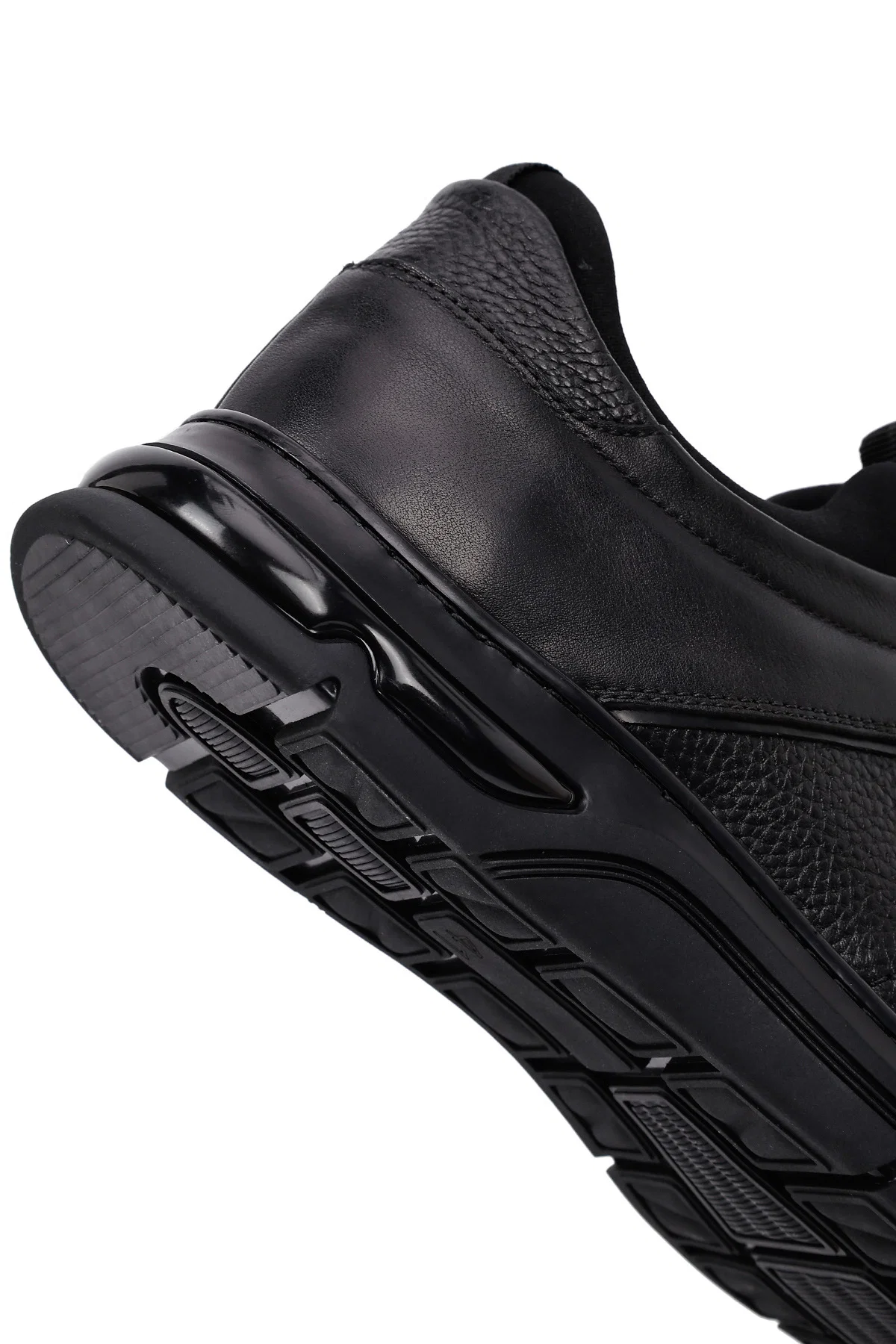 Erkek Siyah Bağcıklı Kalın Tabanlı Deri Casual Sneaker - Image 9