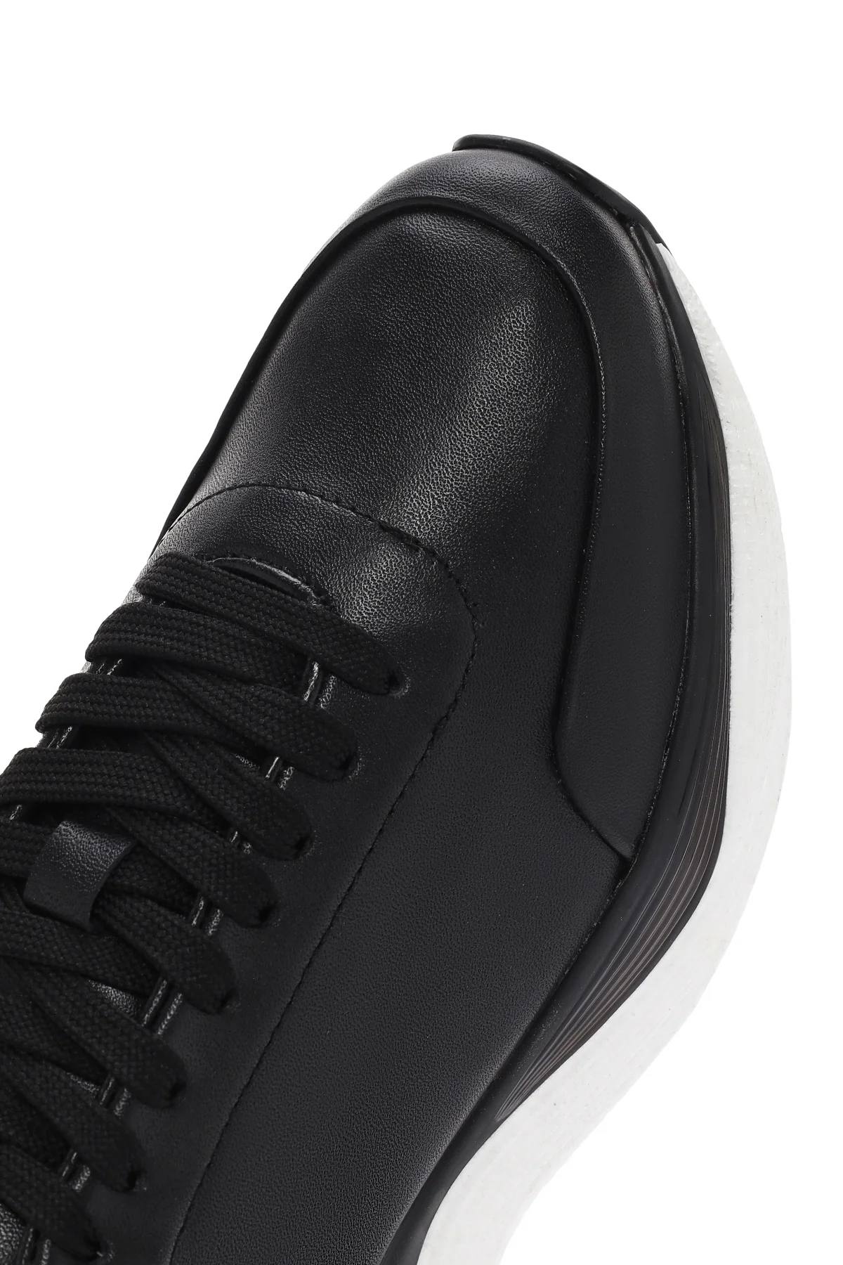 Erkek Siyah Bağcıklı Kalın Tabanlı Deri Sneaker - Image 10
