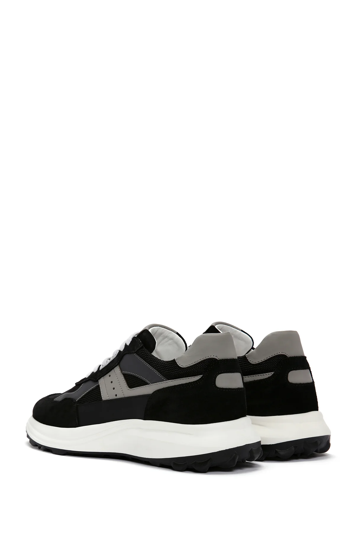 Erkek Siyah Bağcıklı Kalın Tabanlı Deri Sneaker - Image 5