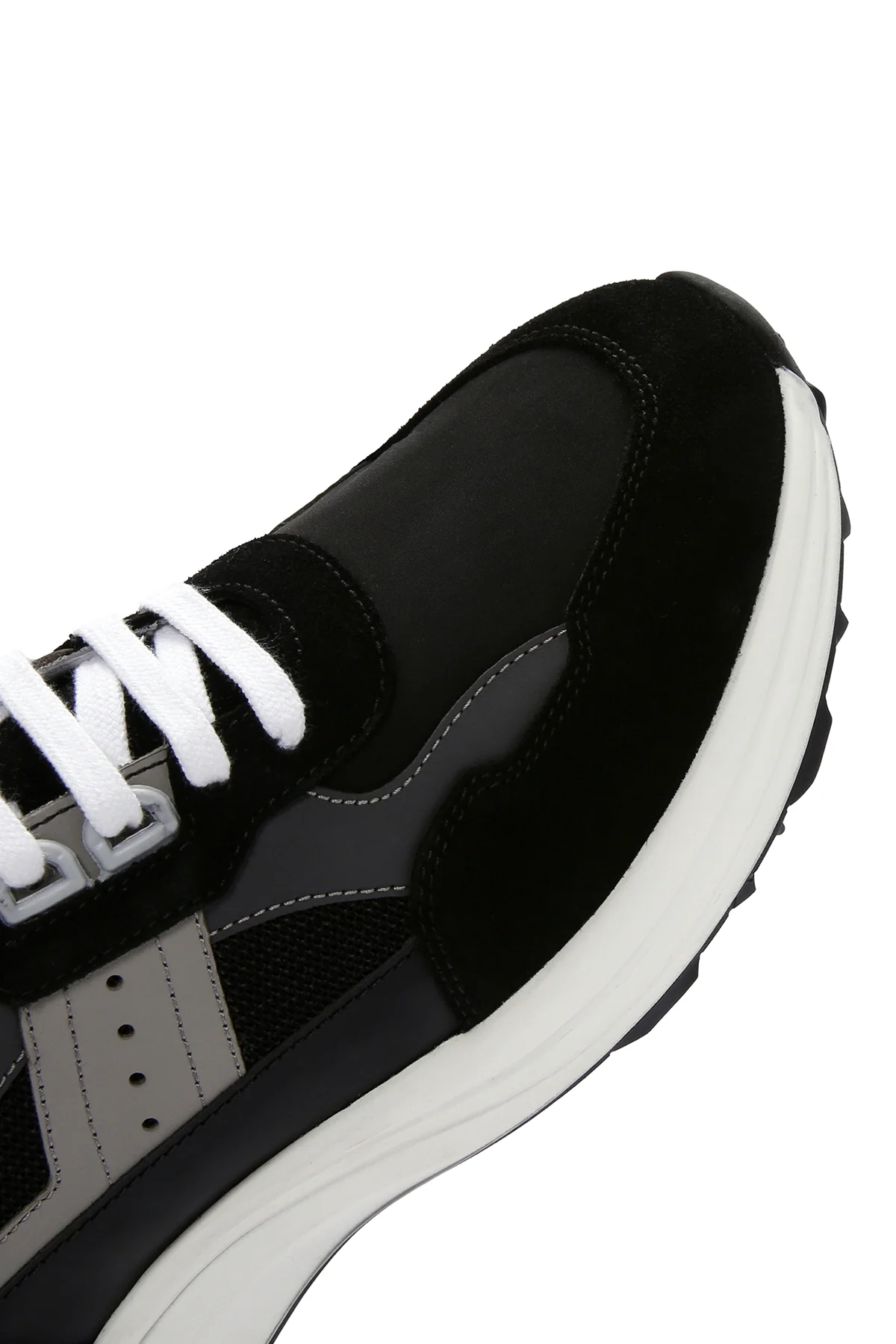 Erkek Siyah Bağcıklı Kalın Tabanlı Deri Sneaker - Image 7