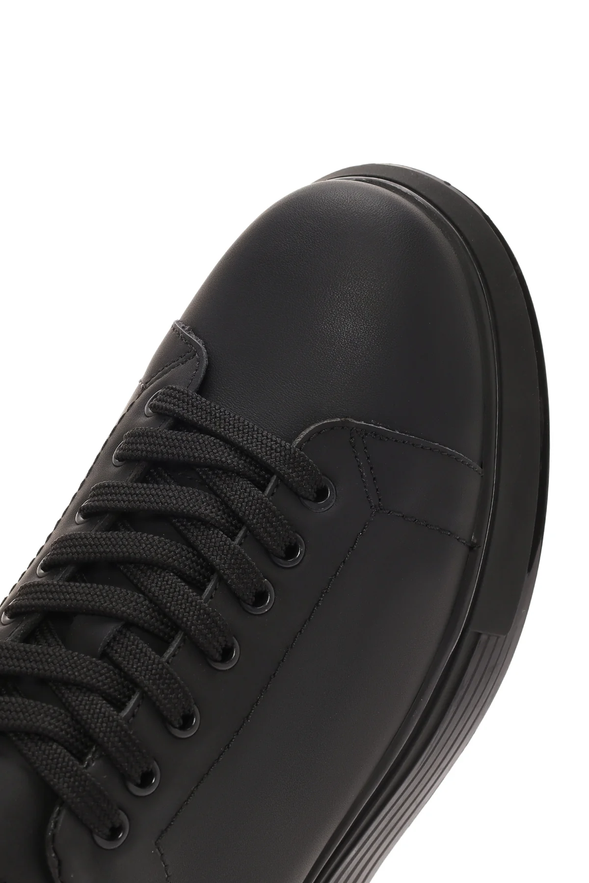 Erkek Siyah Bağcıklı Kalın Tabanlı Deri Sneaker - Image 10