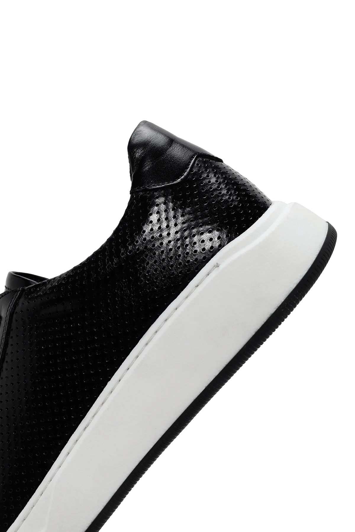 Erkek Siyah Bağcıklı Kalın Tabanlı Deri Sneaker - Image 7