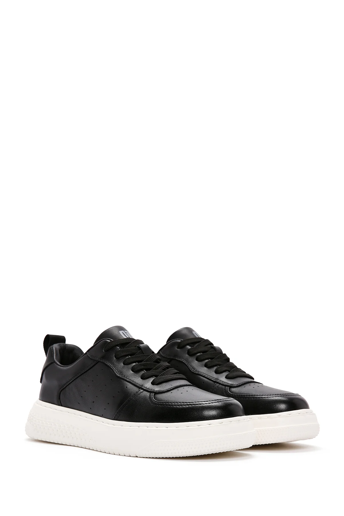 Erkek Siyah Bağcıklı Kalın Tabanlı Deri Sneaker - Image 3