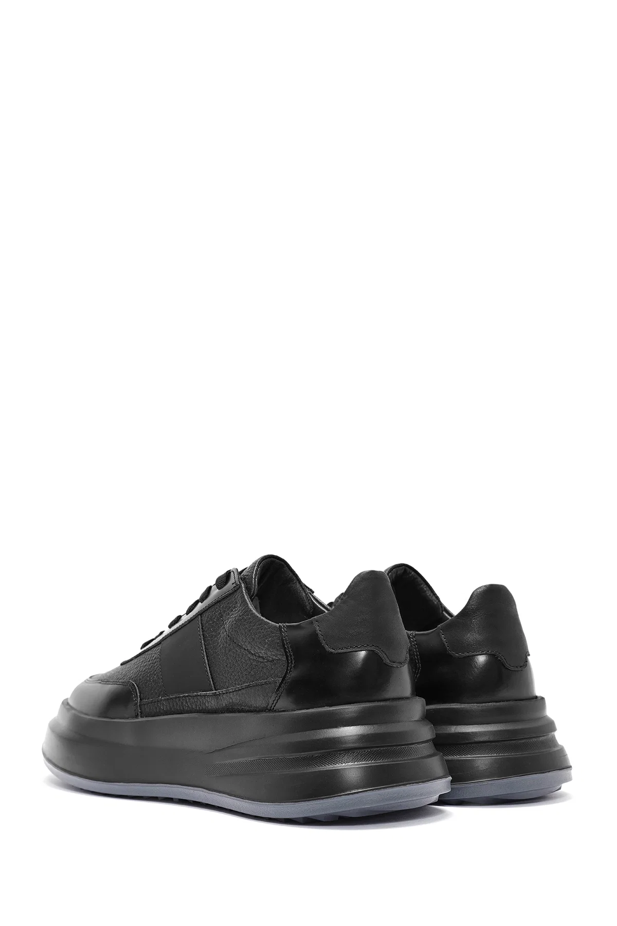 Erkek Siyah Bağcıklı Kalın Tabanlı Deri Sneaker - Image 5