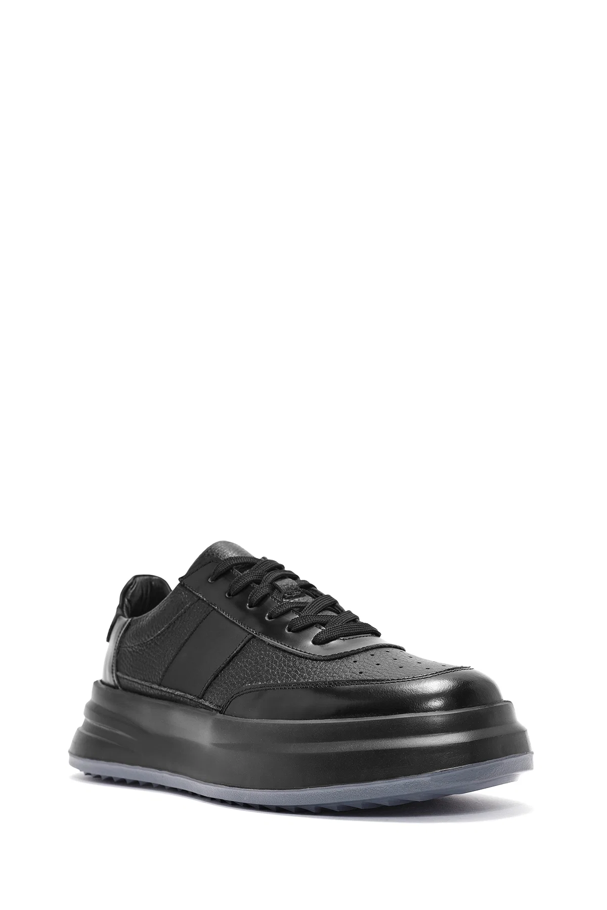 Erkek Siyah Bağcıklı Kalın Tabanlı Deri Sneaker - Image 6