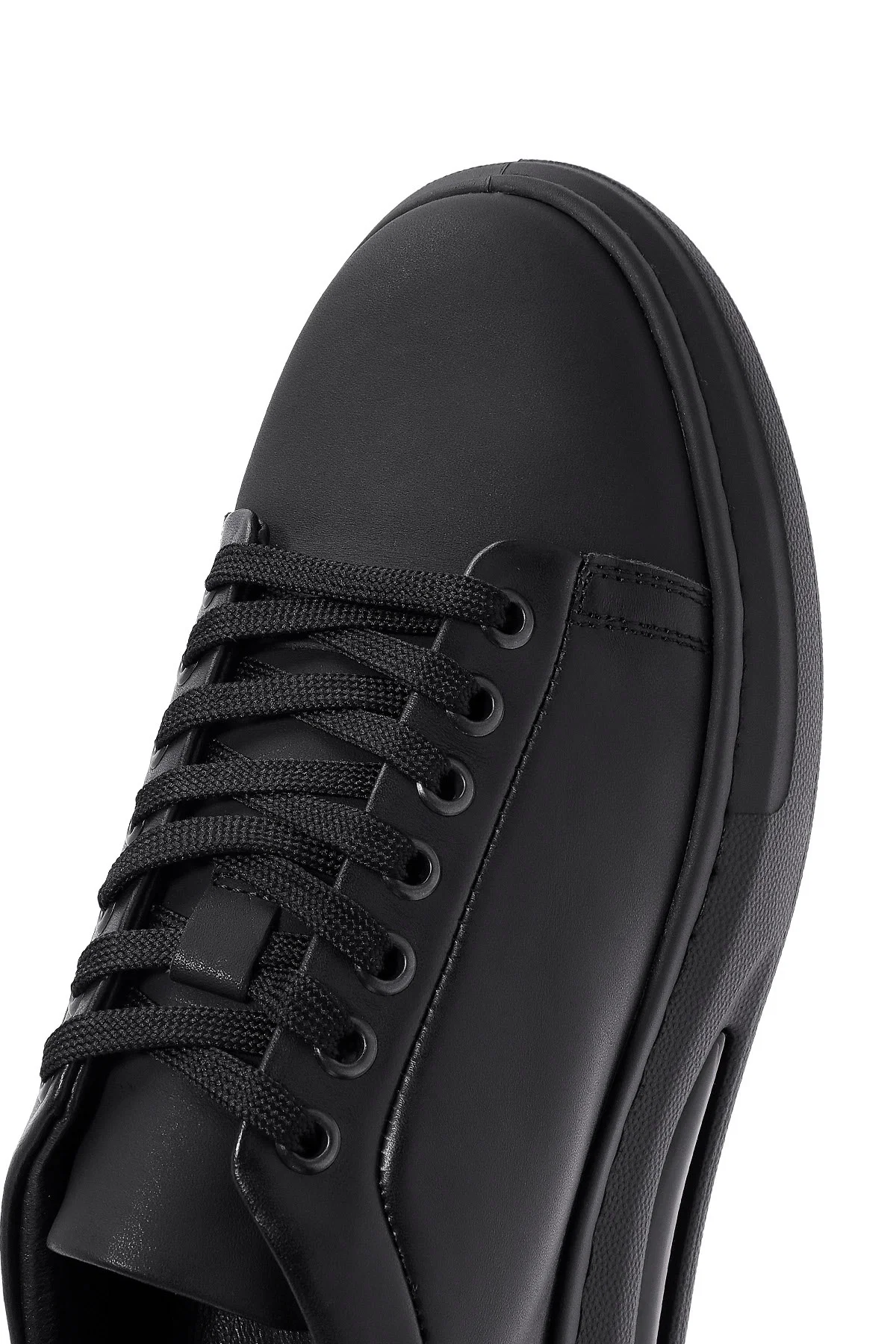 Erkek Siyah Bağcıklı Kalın Tabanlı Deri Sneaker - Image 8