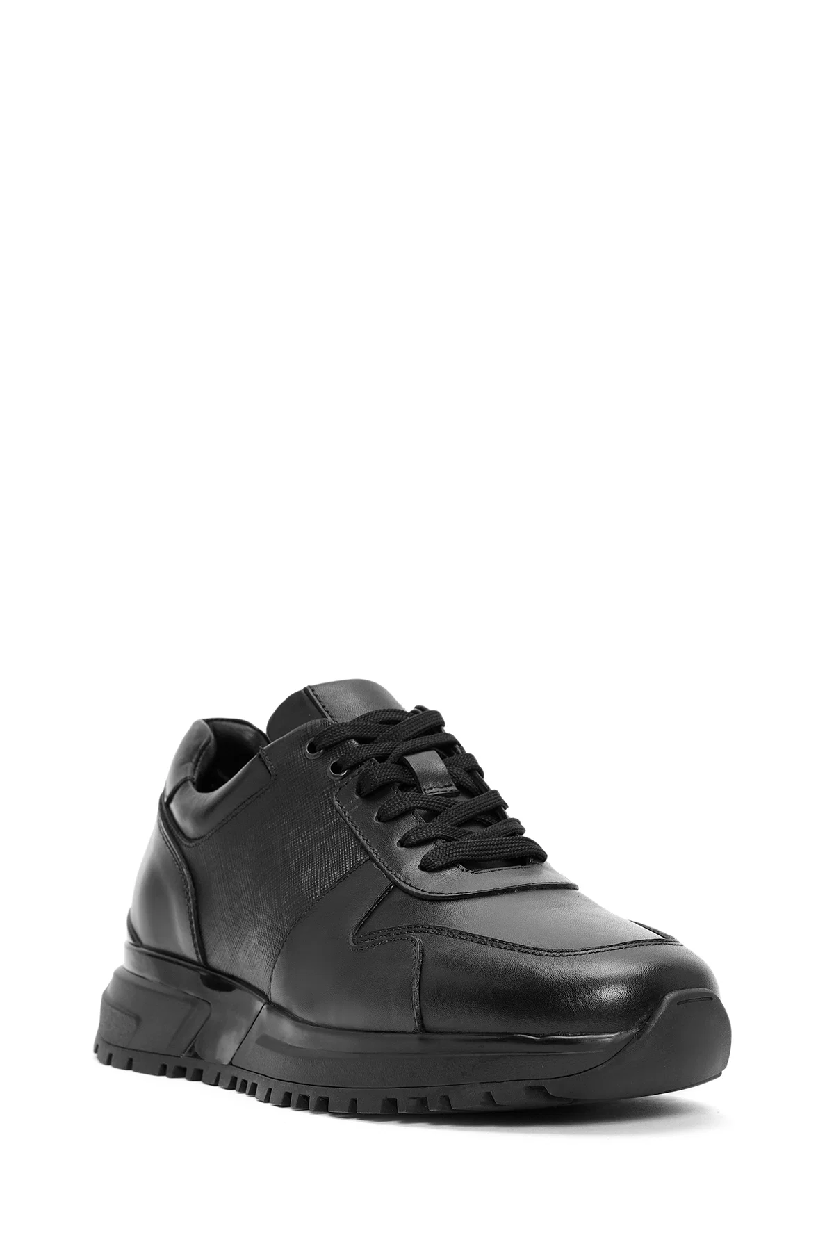 Erkek Siyah Bağcıklı Kalın Tabanlı Deri Sneaker - Image 6