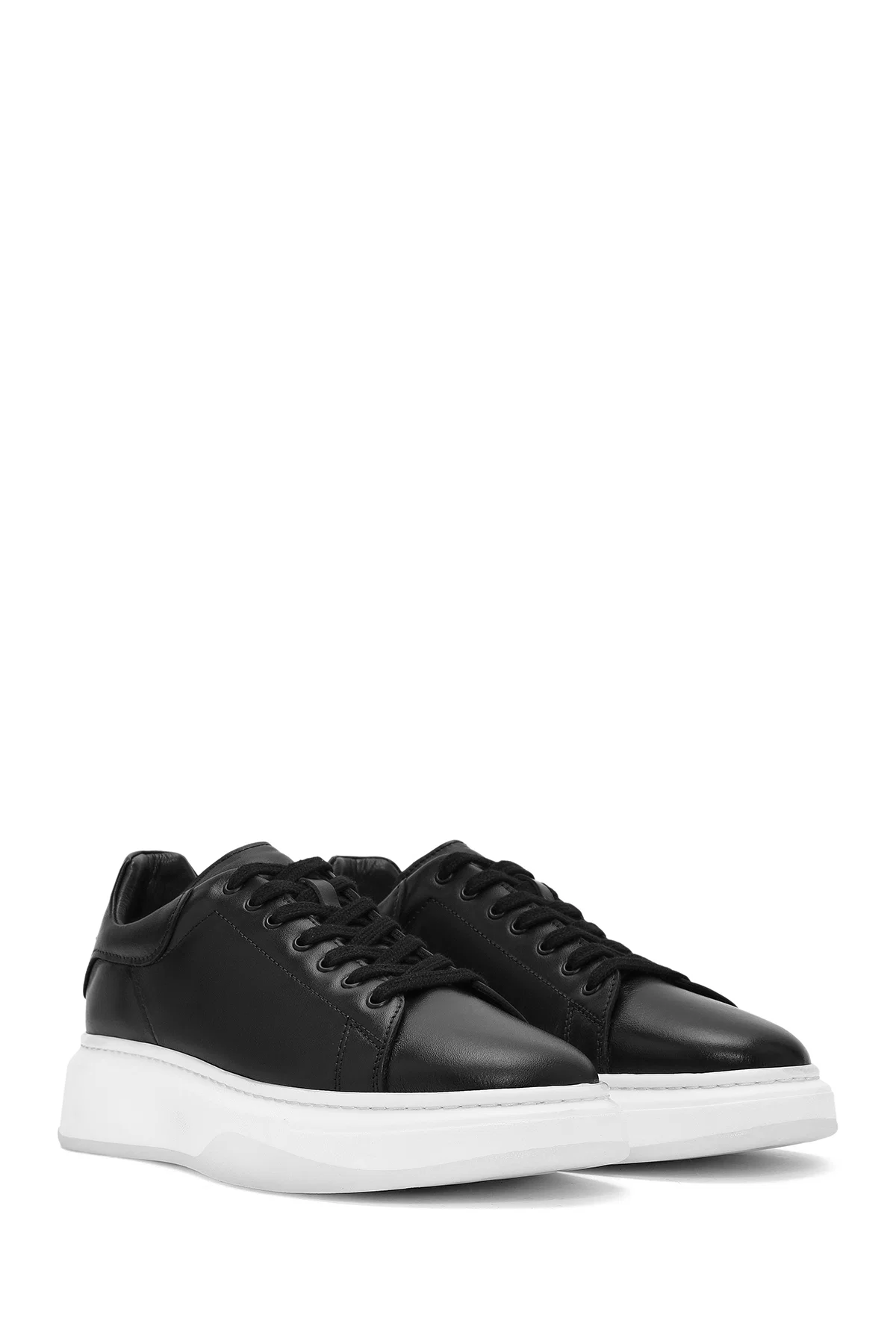 Erkek Siyah Bağcıklı Kalın Tabanlı Deri Sneaker - Image 3