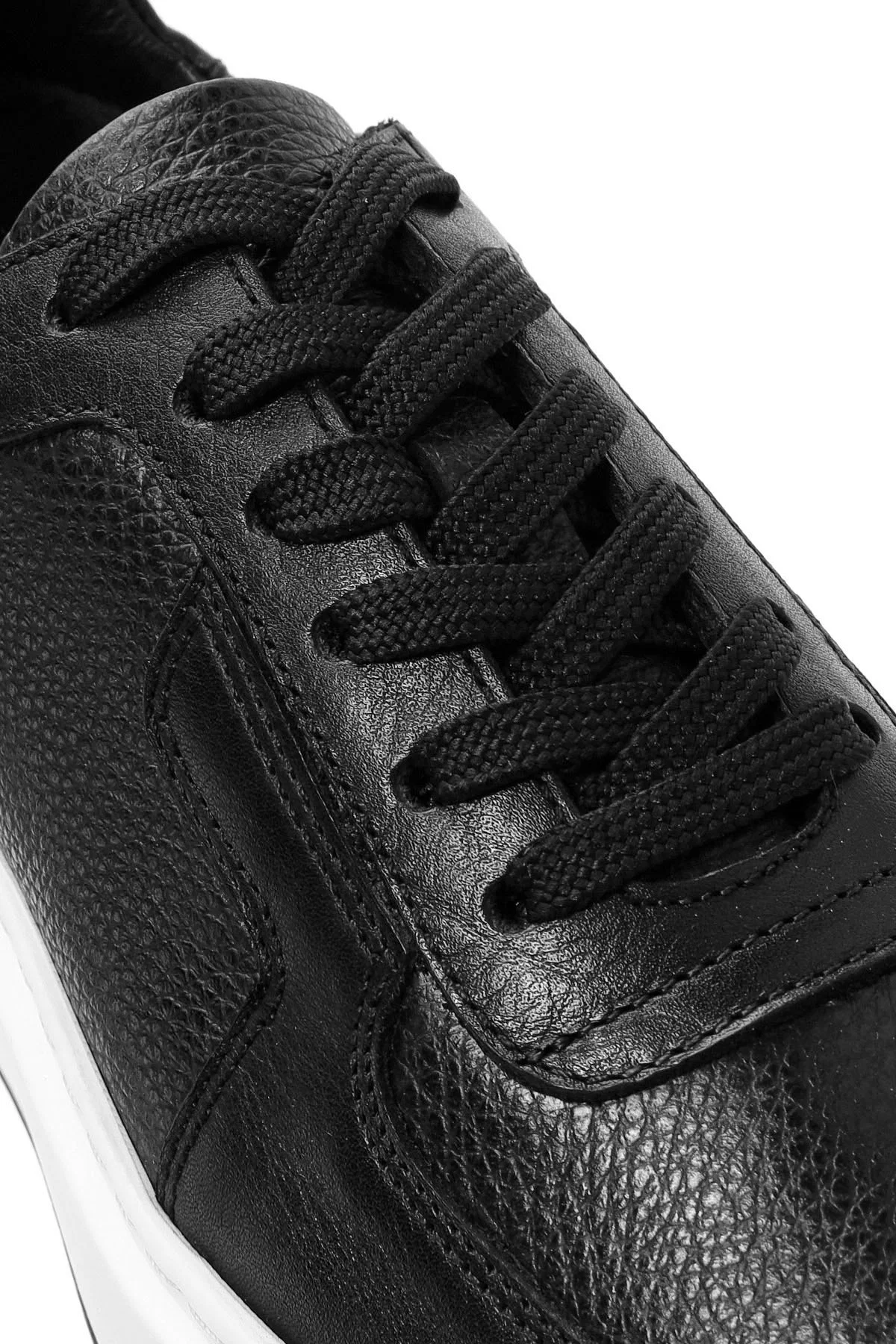 Erkek Siyah Bağcıklı Kalın Tabanlı Deri Sneaker - Image 10