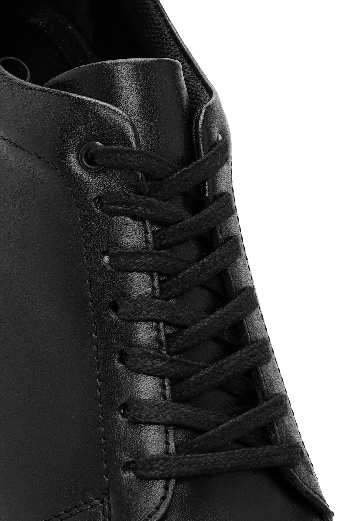 Erkek Siyah Bağcıklı Kalın Tabanlı Deri Sneaker - Image 9