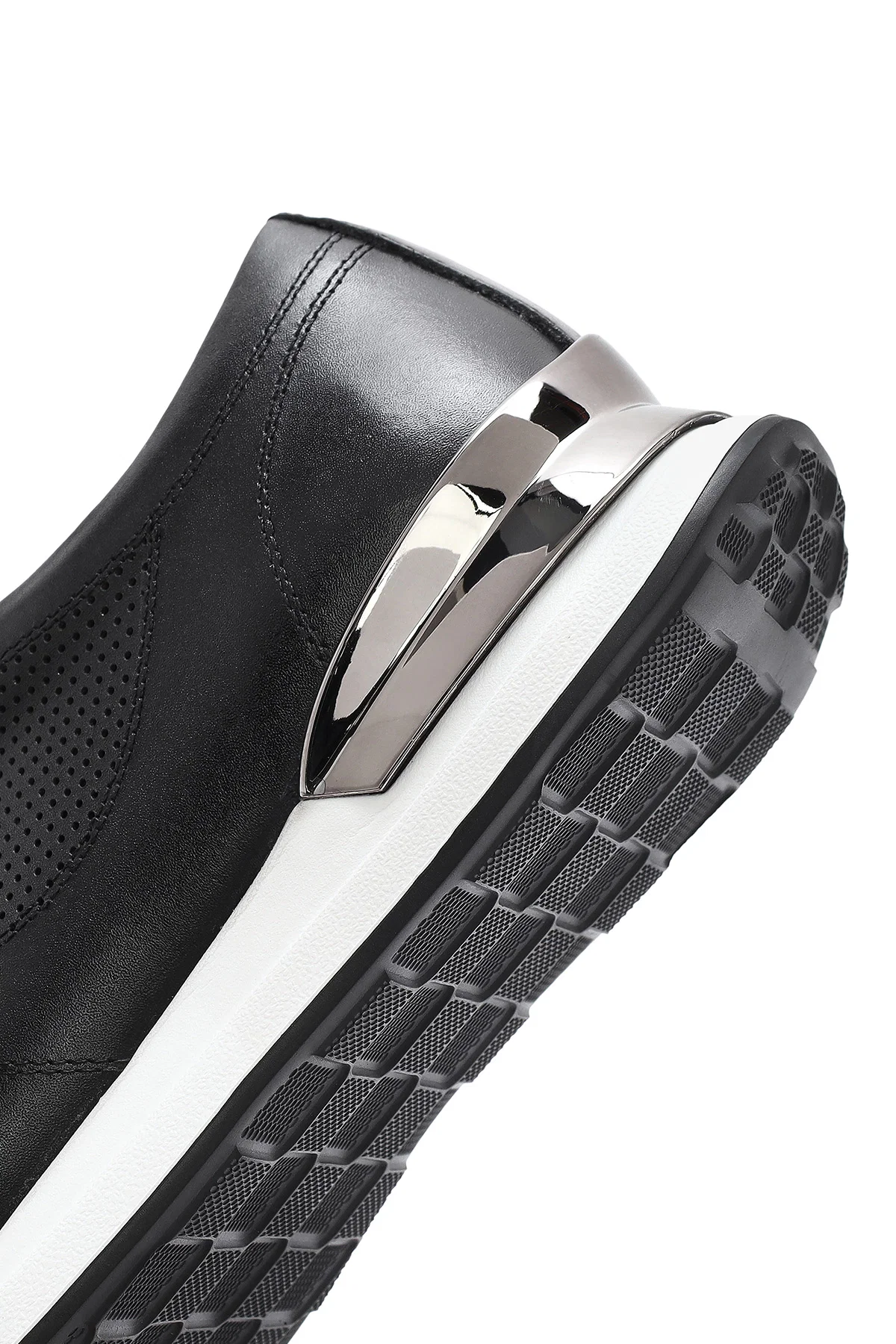 Erkek Siyah Bağcıklı Kalın Tabanlı Deri Sneaker - Image 8