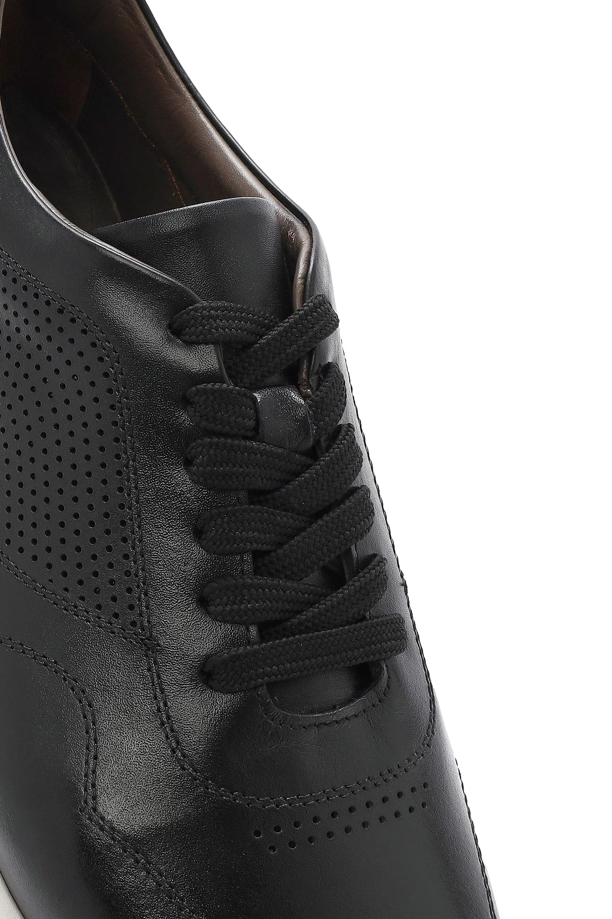 Erkek Siyah Bağcıklı Kalın Tabanlı Deri Sneaker - Image 9