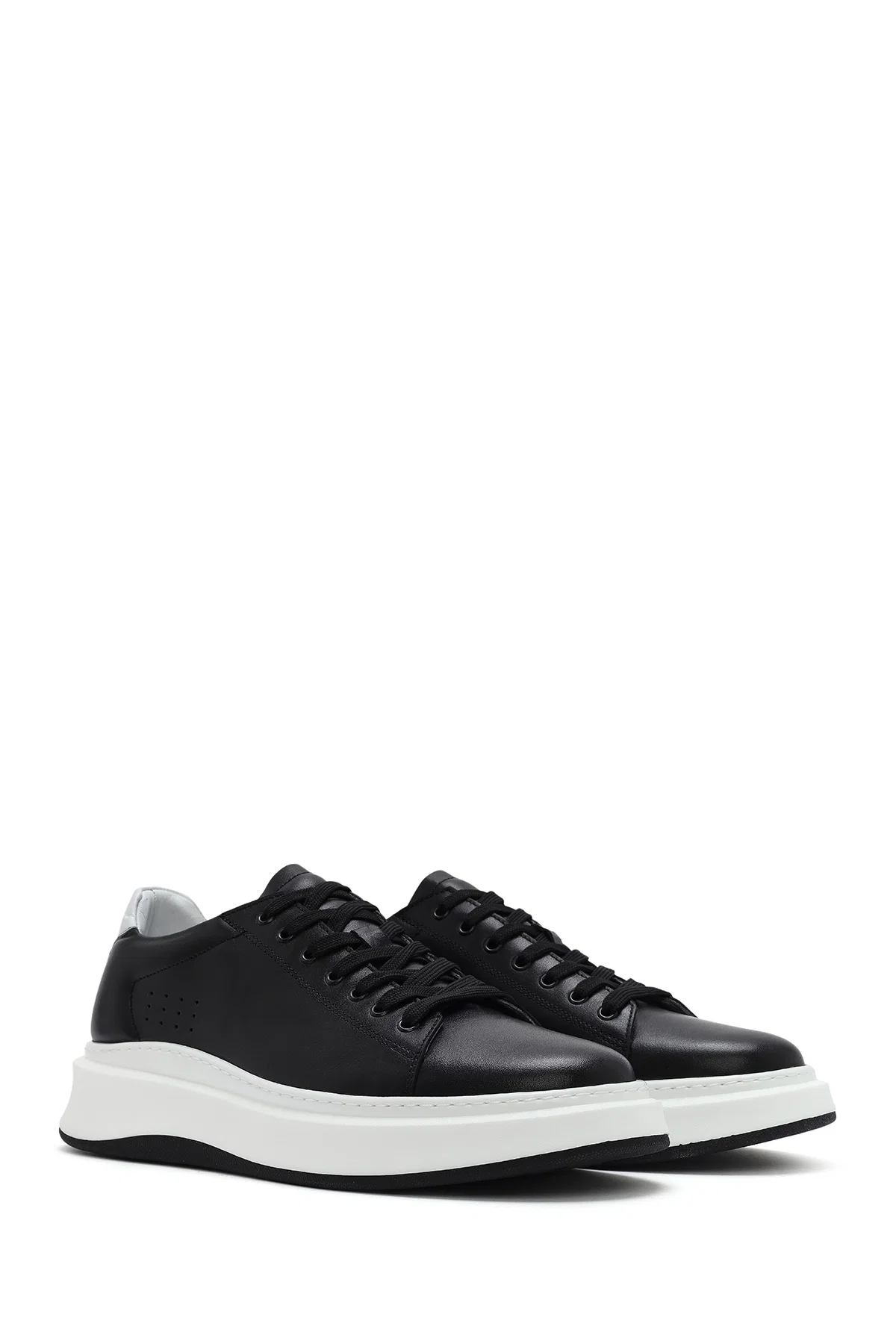 Erkek Siyah Bağcıklı Kalın Tabanlı Deri Sneaker - Image 3