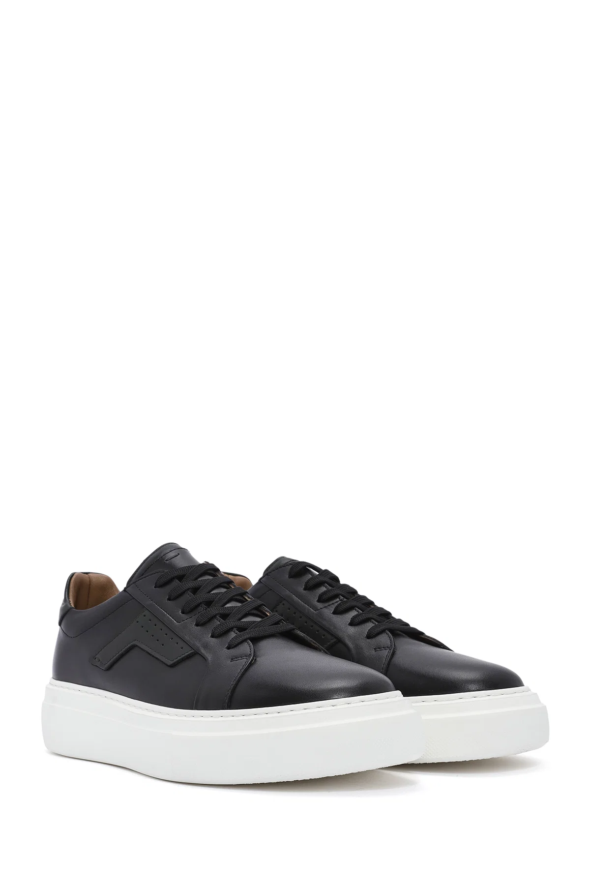 Erkek Siyah Bağcıklı Kalın Tabanlı Deri Sneaker - Image 3