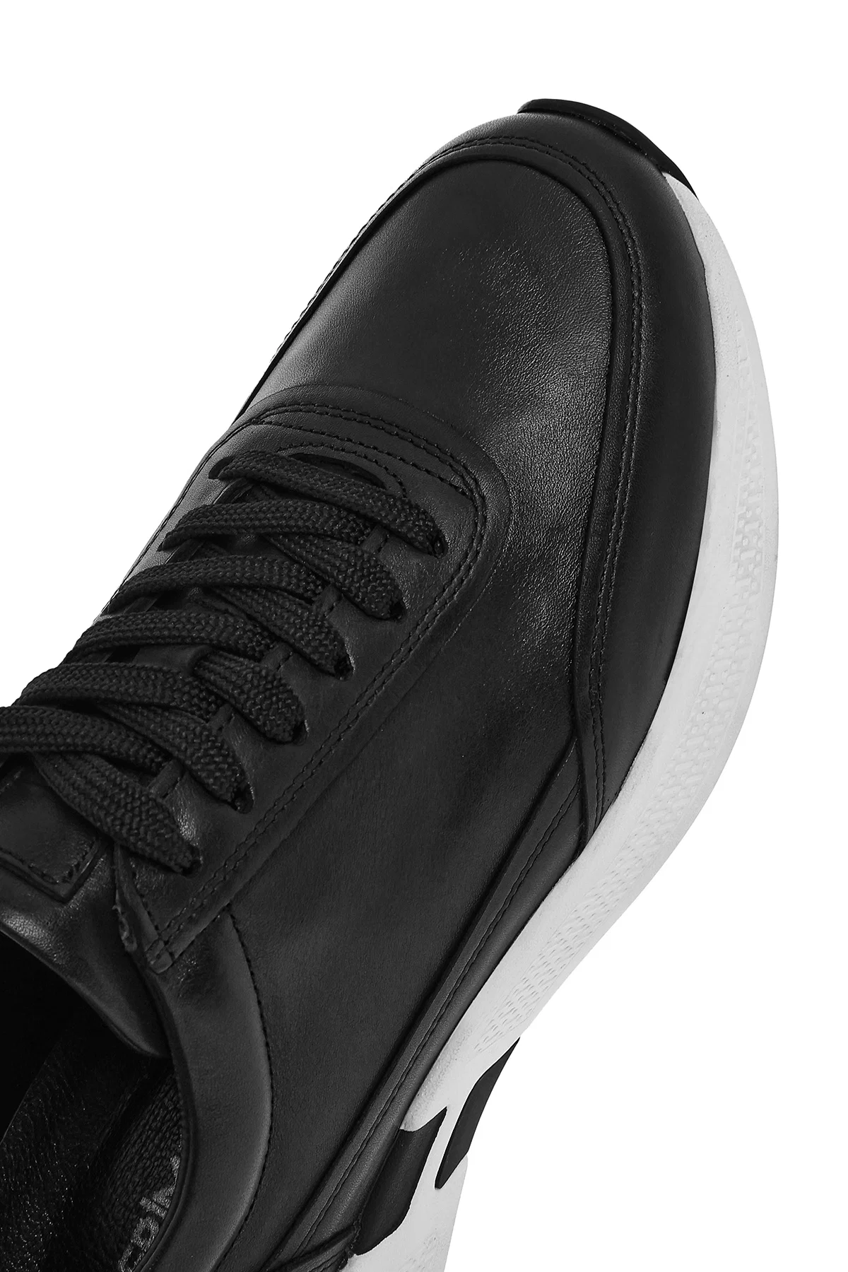 Erkek Siyah Bağcıklı Kalın Tabanlı Deri Sneaker - Image 10