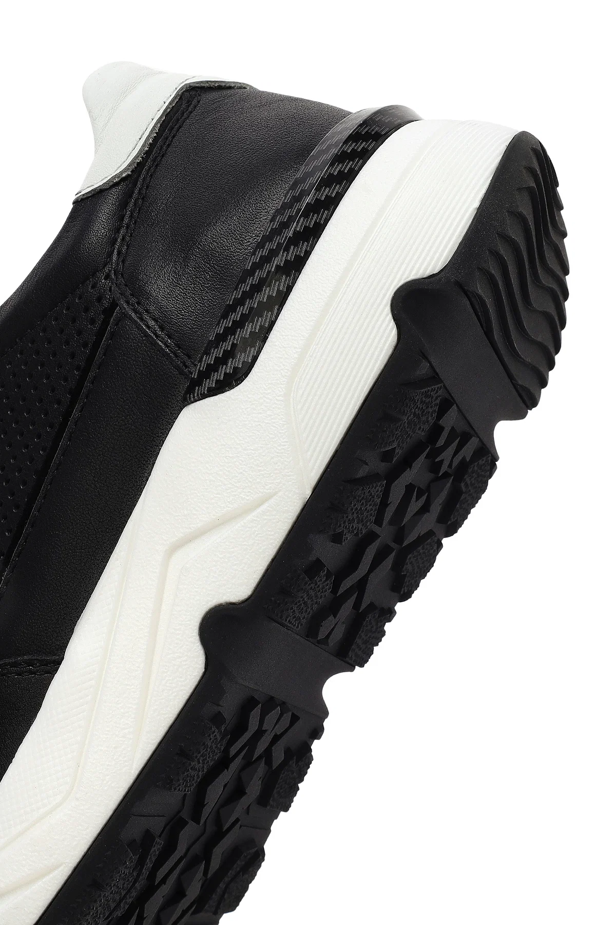 Erkek Siyah Bağcıklı Kalın Tabanlı Deri Sneaker - Image 8