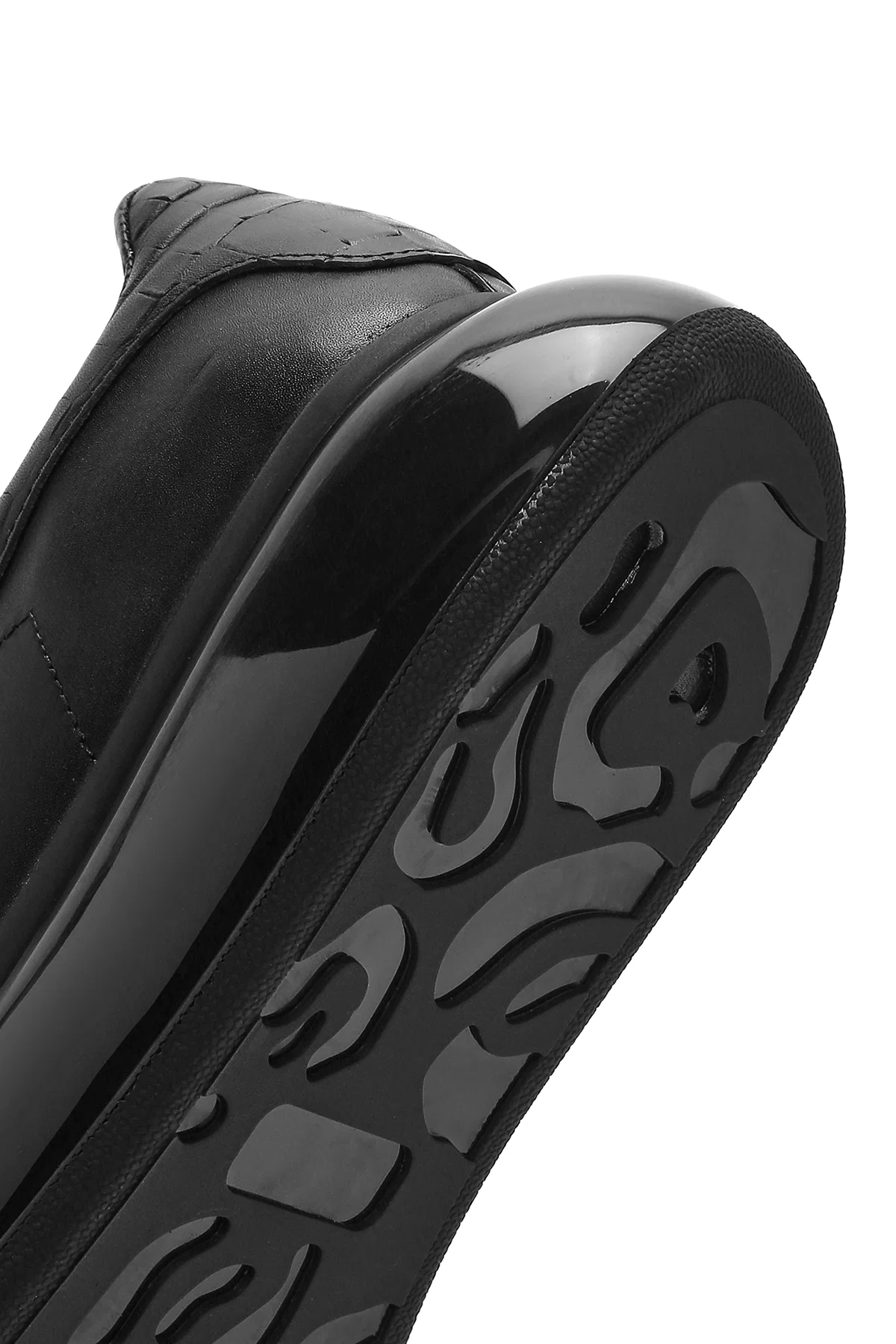Erkek Siyah Bağcıklı Kalın Tabanlı Deri Sneaker - Image 8