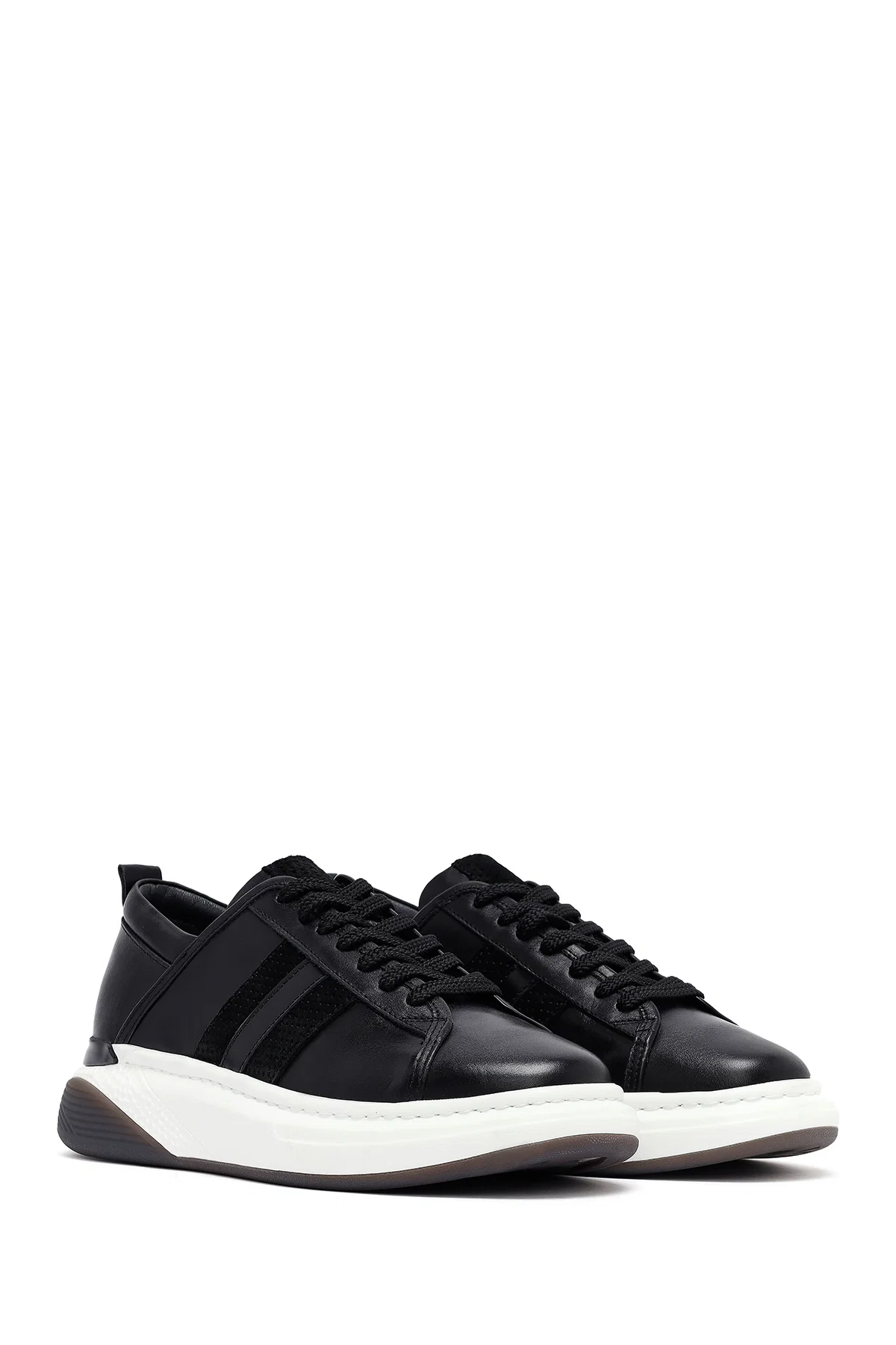 Erkek Siyah Bağcıklı Kalın Tabanlı Deri Sneaker - Image 3