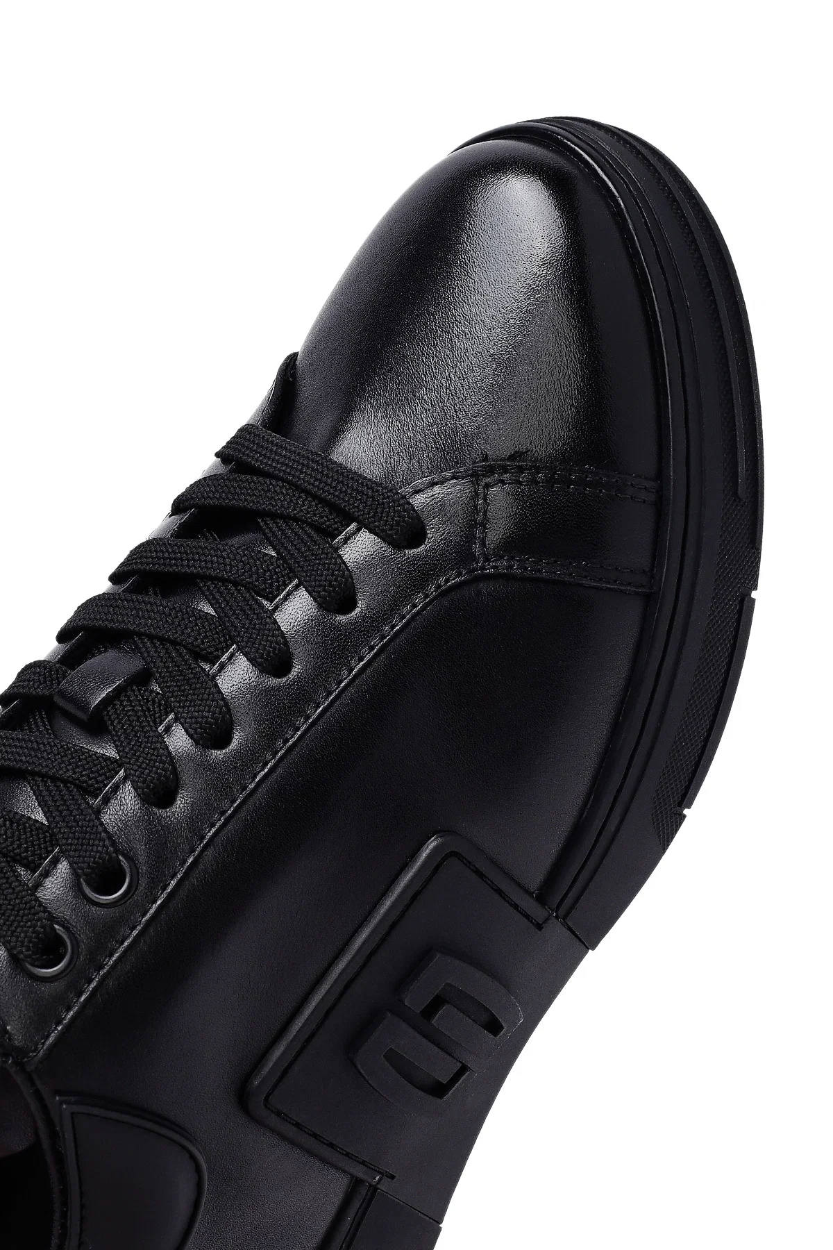 Erkek Siyah Bağcıklı Kalın Tabanlı Deri Sneaker - Image 9