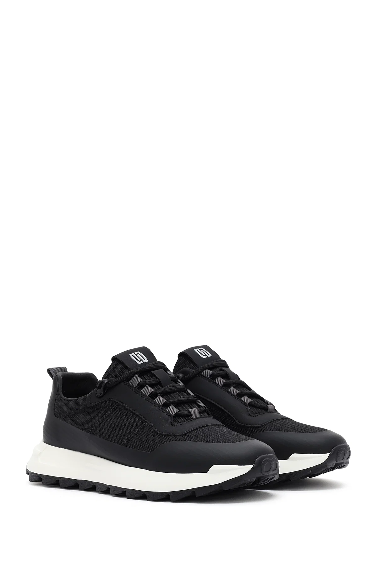 Erkek Siyah Bağcıklı Kalın Tabanlı Deri Sneaker - Image 3