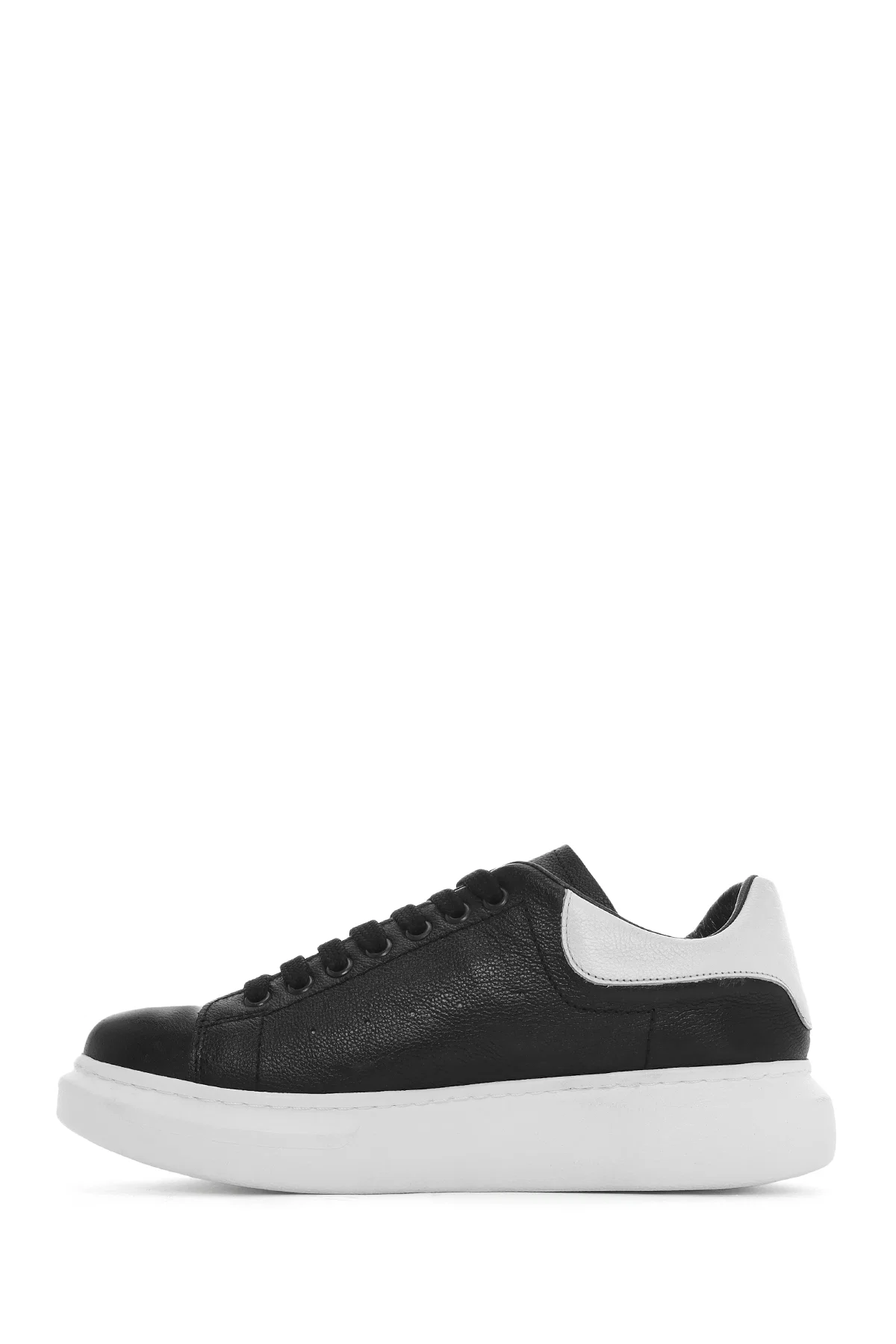 Erkek Siyah Bağcıklı Kalın Tabanlı Deri Sneaker - Image 2