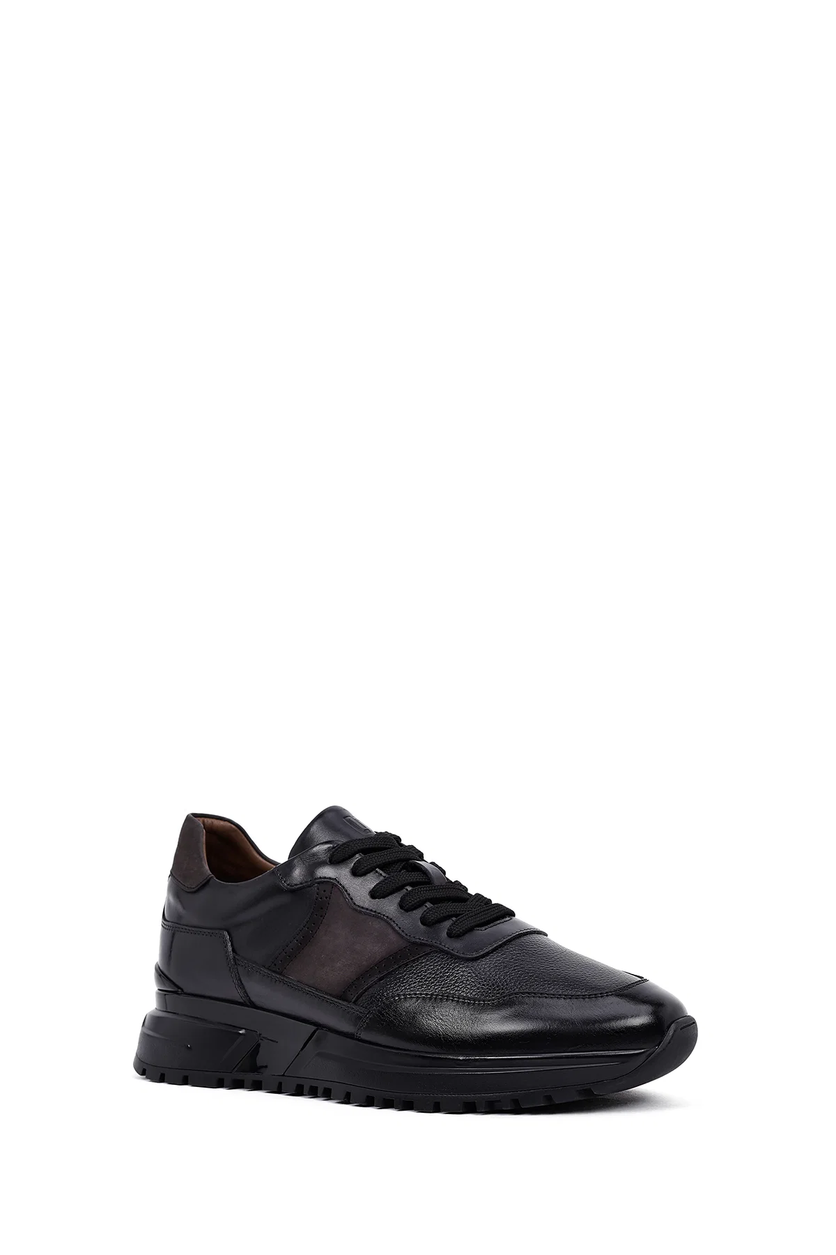 Erkek Siyah Bağcıklı Kalın Tabanlı Deri Casual Sneaker - Image 6
