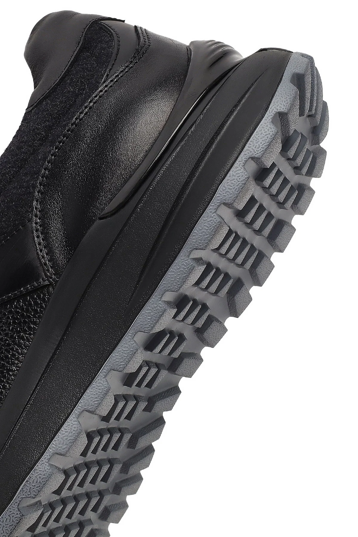 Erkek Siyah Bağcıklı Kalın Tabanlı Deri Sneaker - Image 8