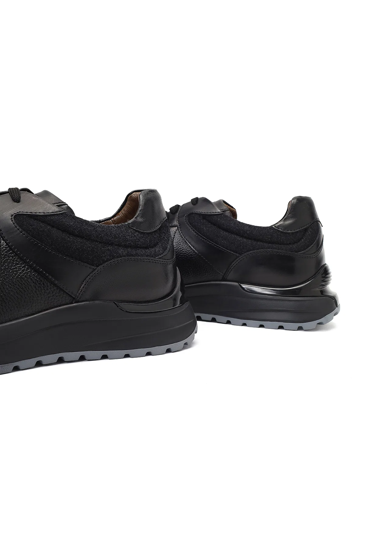 Erkek Siyah Bağcıklı Kalın Tabanlı Deri Sneaker - Image 9
