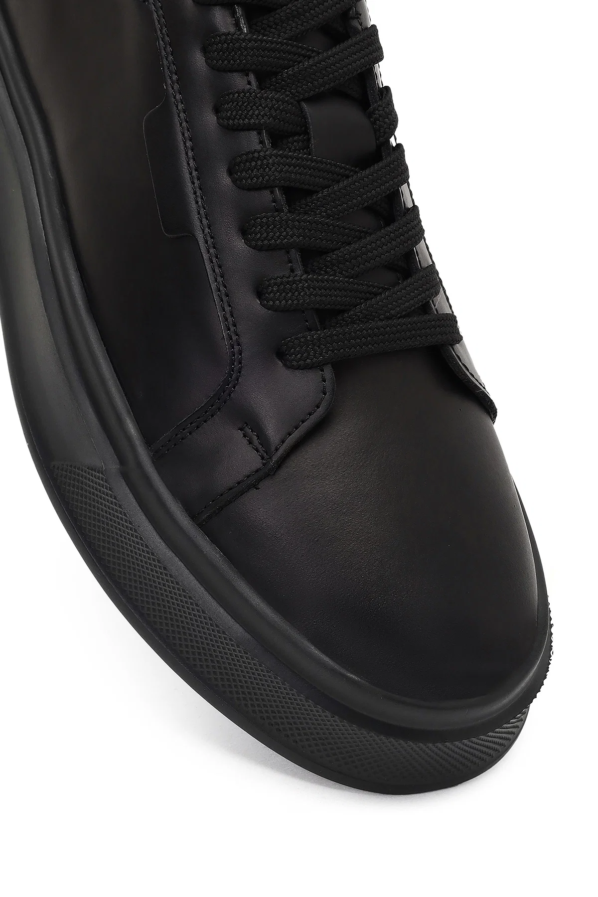 Erkek Siyah Bağcıklı Kalın Tabanlı Deri Sneaker - Image 10