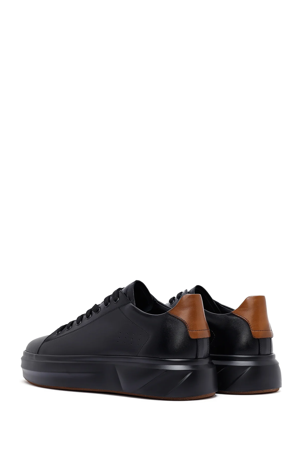 Erkek Siyah Bağcıklı Kalın Tabanlı Deri Sneaker - Image 5