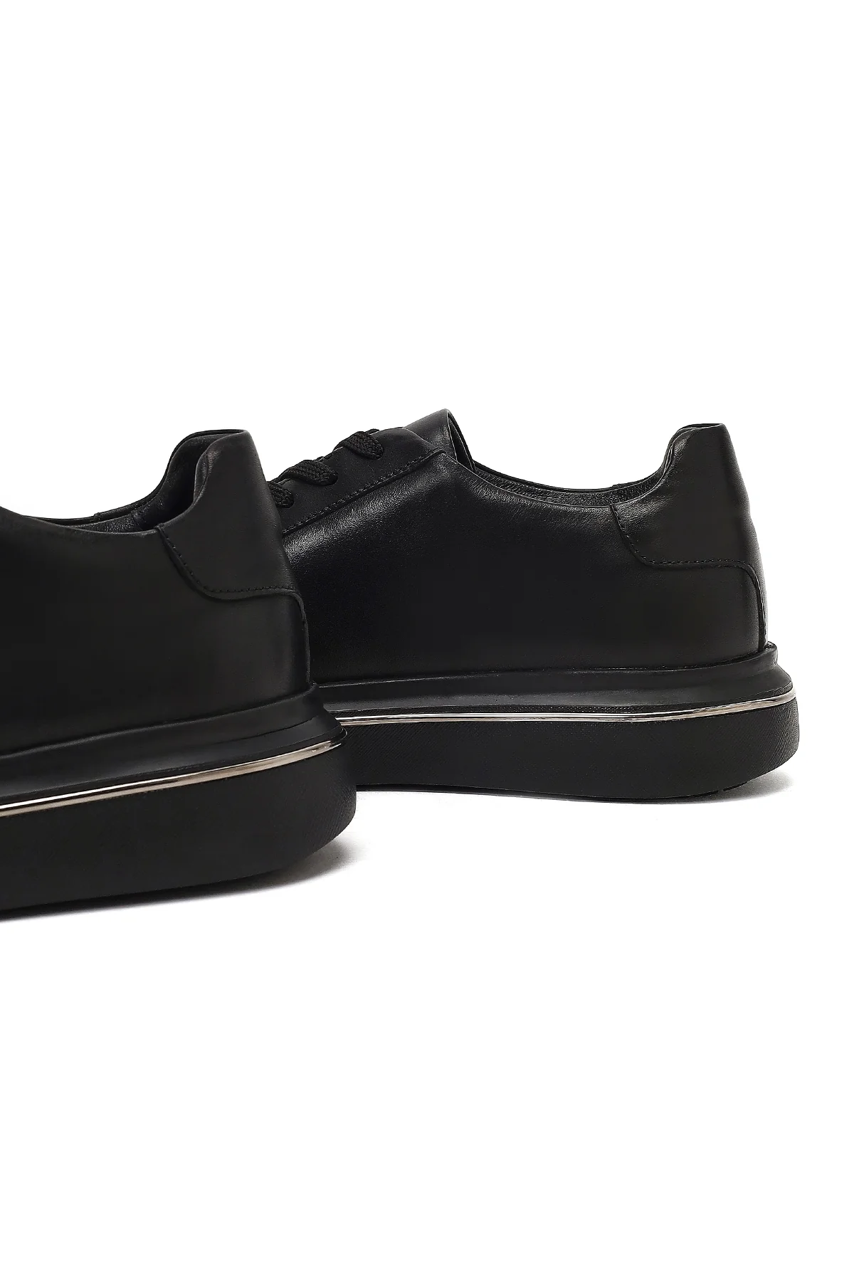 Erkek Siyah Bağcıklı Kalın Tabanlı Deri Sneaker - Image 10