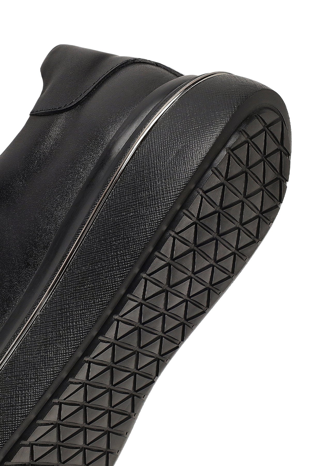 Erkek Siyah Bağcıklı Kalın Tabanlı Deri Sneaker - Image 8