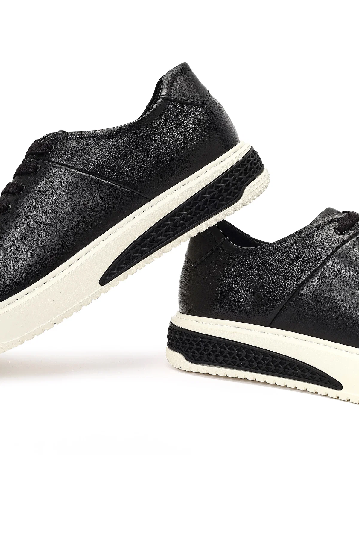 Erkek Siyah Bağcıklı Kalın Tabanlı Deri Sneaker - Image 9