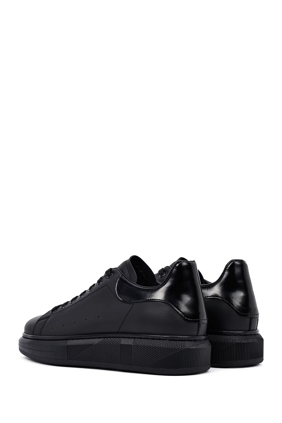 Erkek Siyah Bağcıklı Kalın Tabanlı Deri Sneaker - Image 5