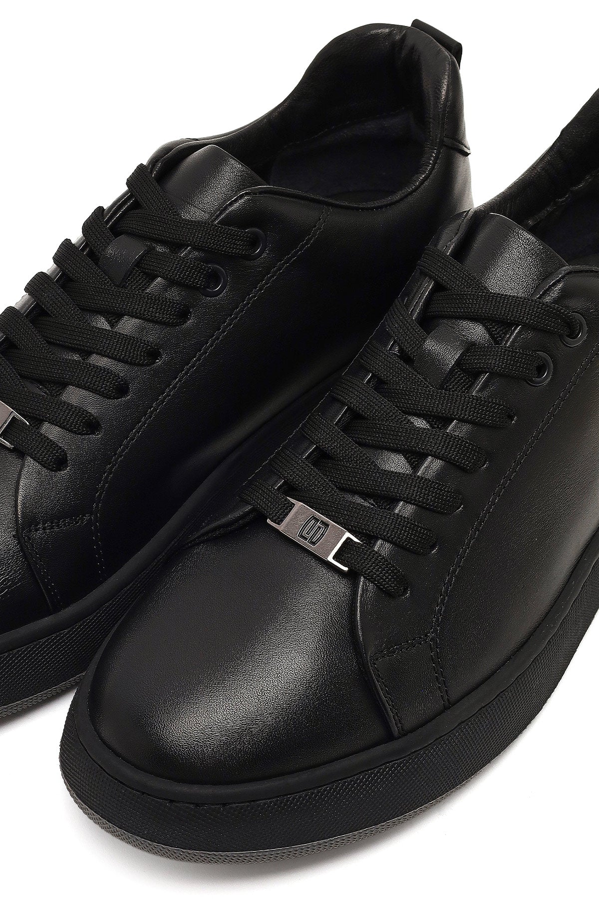 Erkek Siyah Bağcıklı Kalın Tabanlı Deri Sneaker - Image 11