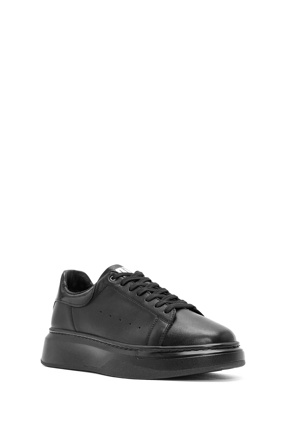 Erkek Siyah Bağcıklı Kalın Tabanlı Deri Sneaker - Image 6