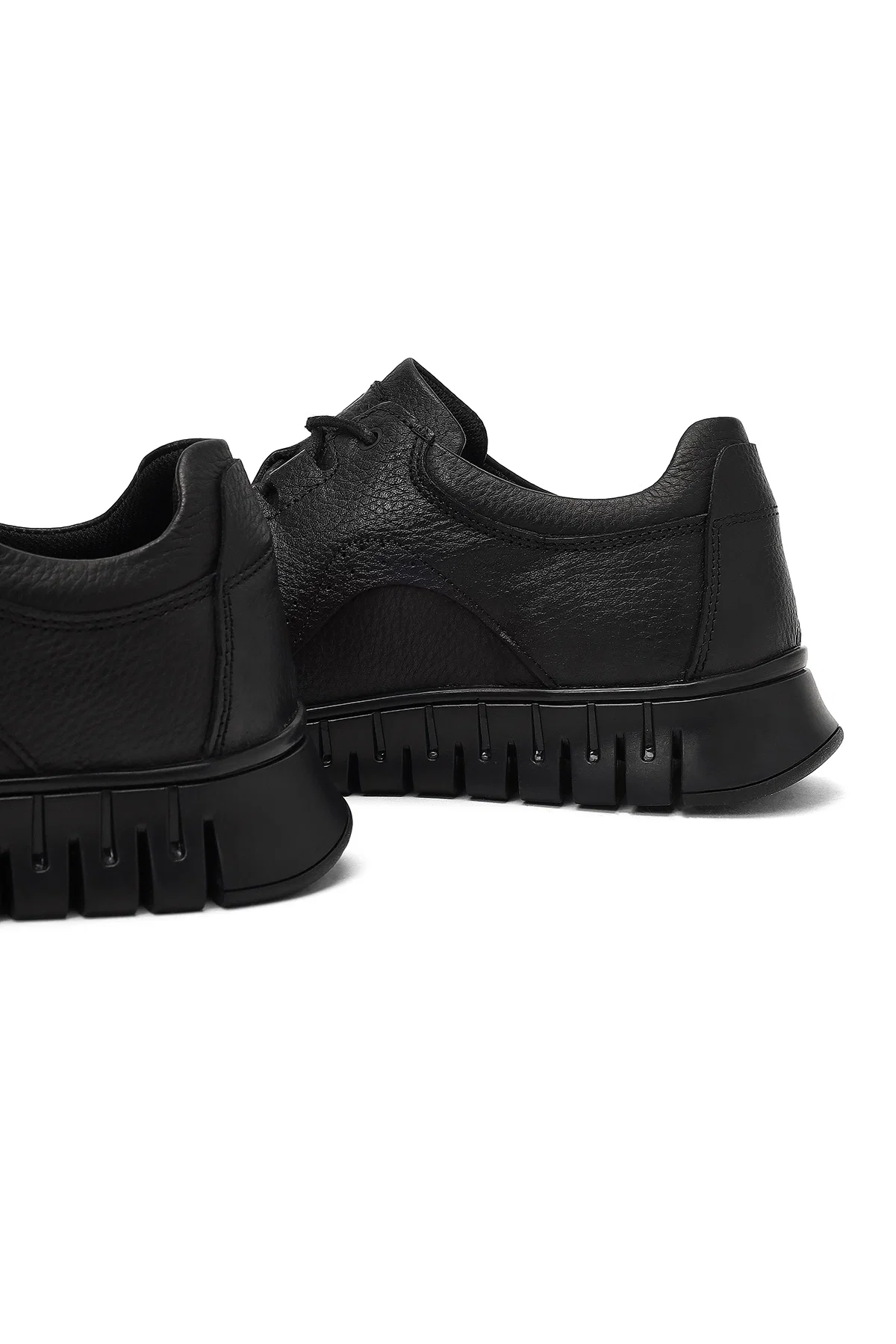 Erkek Siyah Bağcıklı Kalın Tabanlı Deri Casual Sneaker - Image 10