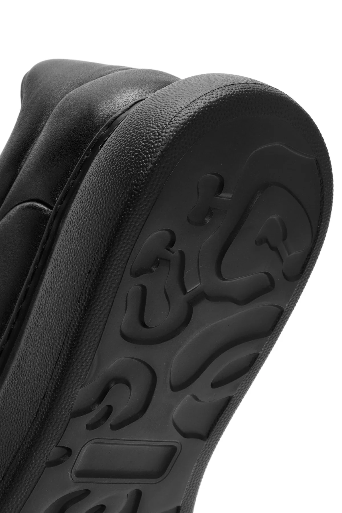 Erkek Siyah Bağcıklı Kalın Tabanlı Deri Sneaker - Image 8