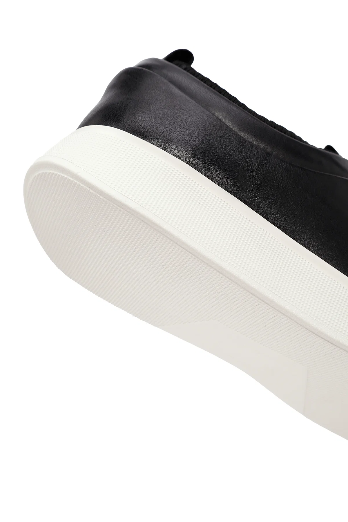 Erkek Siyah Bağcıklı Kalın Tabanlı Deri Sneaker - Image 8