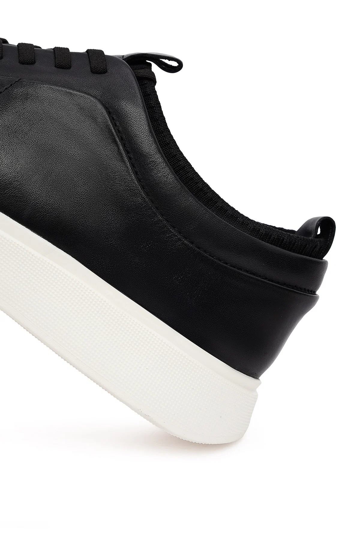 Erkek Siyah Bağcıklı Kalın Tabanlı Deri Sneaker - Image 9