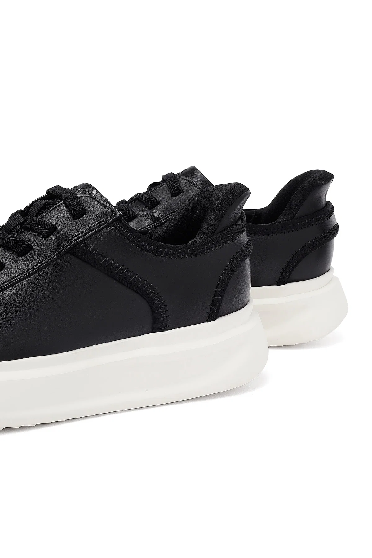 Erkek Siyah Bağcıklı Kalın Tabanlı Deri Sneaker - Image 8