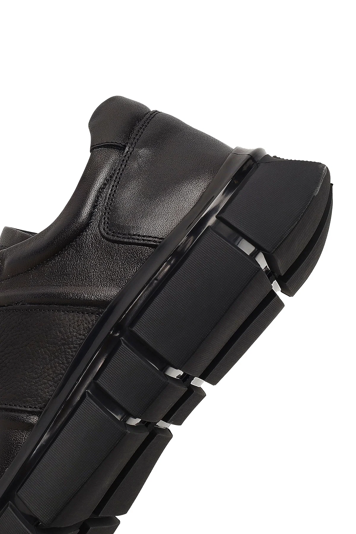 Erkek Siyah Bağcıklı Kalın Tabanlı Deri Sneaker - Image 8