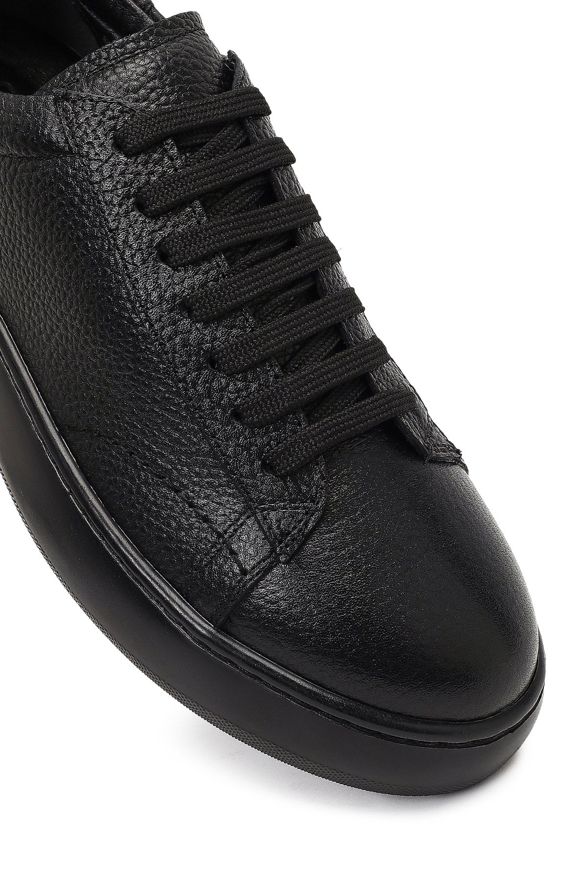 Erkek Siyah Bağcıklı Kalın Tabanlı Deri Sneaker - Image 9